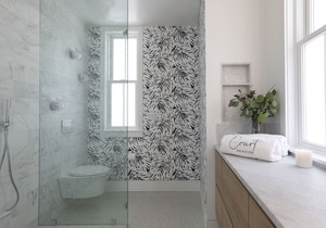 The Heart of Seaside, Florida! Stunning Renovation, Steps to Beach + 2 Bikes