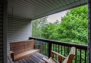 'The Hideout' - 2B Condo Minutes from Banner Elk