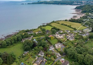 The Hollies - Short Walk to Beach, Peaceful Location, Parking