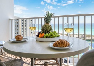The Islander 603 Complimentary Beach (Seasonally) Heated Pool 6th Floor