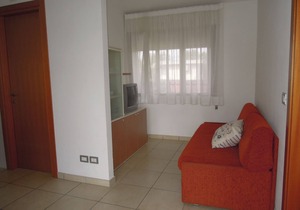 The Villa Flaminia is a small building without elevator 400 metres from the beach in the close proxi