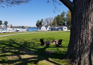 The Ledges Resort and Marina, Sparrow