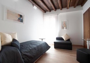 The Lion's House APT3
