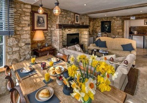 The Little Window, Classic Cotswolds Cottage