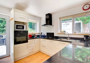 The Lodge - Boduan - Two Bedroom House, Sleeps 4