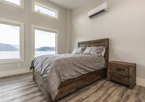 "The Lodge on Harrison Lake" Suite #2