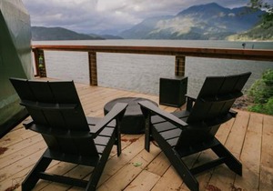 The Lodge on Harrison Lake