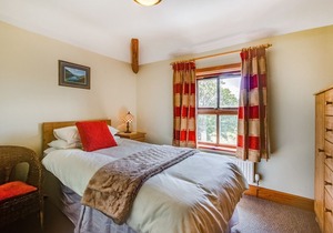 The Lodge - Three Bedroom House, Sleeps 5