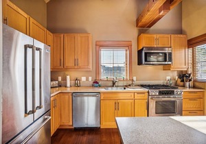 The Lodges B-1 - Beachcomber Vacation Homes