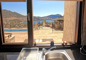 The Maribo at the Emir Apartments, Luxury 2 bedroom Apartment With Sea Views