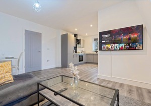 The Marsons Collection - 2 Bed Apartment - Parking
