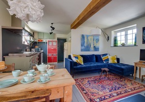 The Meeting House - Two Bedroom House, Sleeps 4