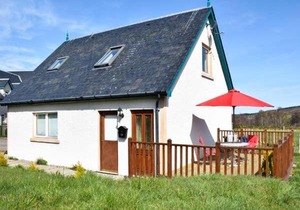 The Mews Apartment at Daviot Lodge, Inverness-shire