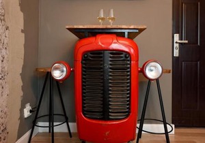 THE MINI INDUSTRIAL. Small Magheru Studio