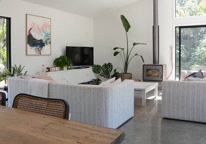 The Nikau Ranch House at Muriwai Beach