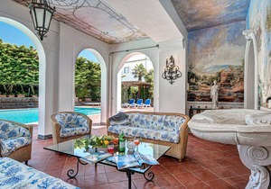 The Palace - Villa Escondida