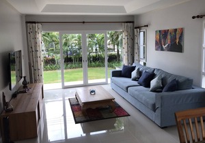 The Palm House Phuket, Thalang.