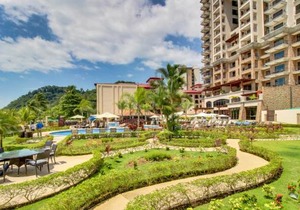 The Palms 301