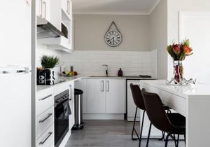 The Paragon Explore Cape Town from a Stylish Home