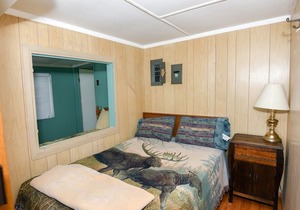 The Pines Housekeeping Cottages - Gananoque - Cottage 3