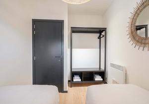 The Pink Pigeon - Two Bedroom Apartment, Sleeps 4