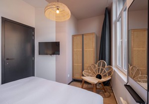 The Pink Pigeon - Two Bedroom Apartment, Sleeps 4