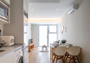THE PORT SUITES APARTMENTS 8