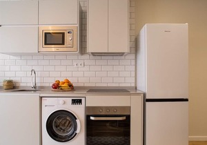 THE PORT SUITES APARTMENTS 4