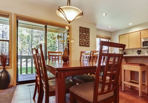 The Ridge at Sunriver - Condo #45 - Access provided to onsite seasonal swimming pool & tennis facilities, year-round hot tub plus 4 bikes