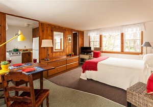 The Seagrove Suites & Guest Rooms
