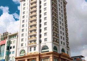 THE SHINE HOTEL