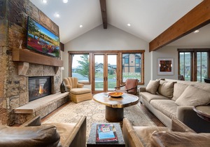 The Shores Alpenview Townhome: Luxury Finishes, Beautiful Location
