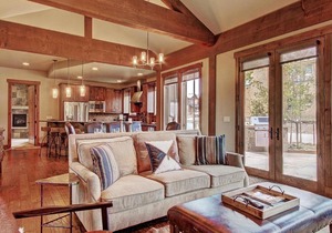 The Shores Lodge