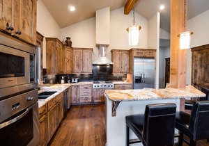 The Shores Riverside Townhome: Peaceful Luxury