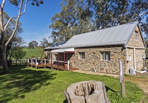 The Stables at 1860 Wine Country Cottages