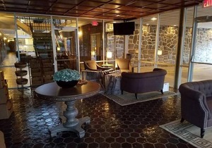 The Stables Inn & Suites