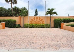 The Villas 2B