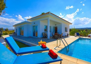 The Vines in Latchi with 3 bedrooms and 3 bathrooms