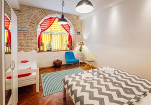 The West Coast Apartment