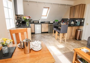 THE WYNNSTEAD ANNEXE, with a garden in Oswestry