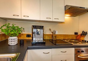 The Yellow Straw House - Rangataua Holiday Home