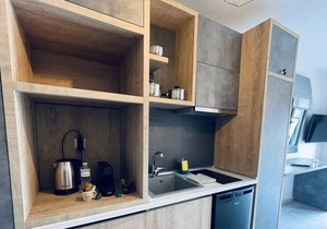 TheaSea Luxury Suites- Studio Suite 3
