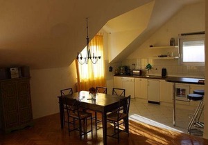 Third Floor 2-room apartment with approx. 100m² air conditioning, balcony, panoramic sea view