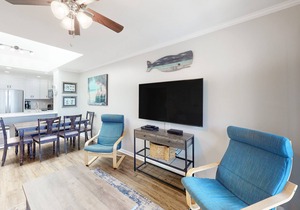 Third-Floor, Oceanfront Condo with Excellent View, Balconies, WiFi & Shared Pool