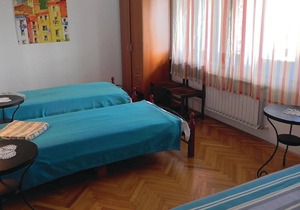 This beautiful and simply furnished apartment is located on the first floor of a family house in the