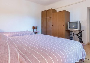 This comfortable vacation house is located in the quiet Istrian village of Veliki Vare.