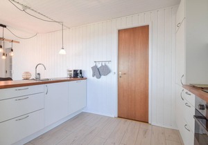 This cozy cottage is located only 200 meters from the beach.