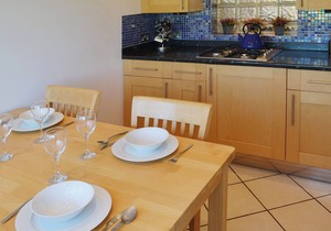 This holiday cottage couldn’t be in a better location for a family holiday.