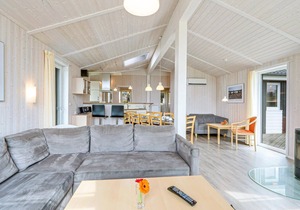 This large house offers plenty of space and comfort for up to ten people.