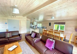 This Lodge is nestled in woodlands and comprises of two double rooms and two twin rooms.